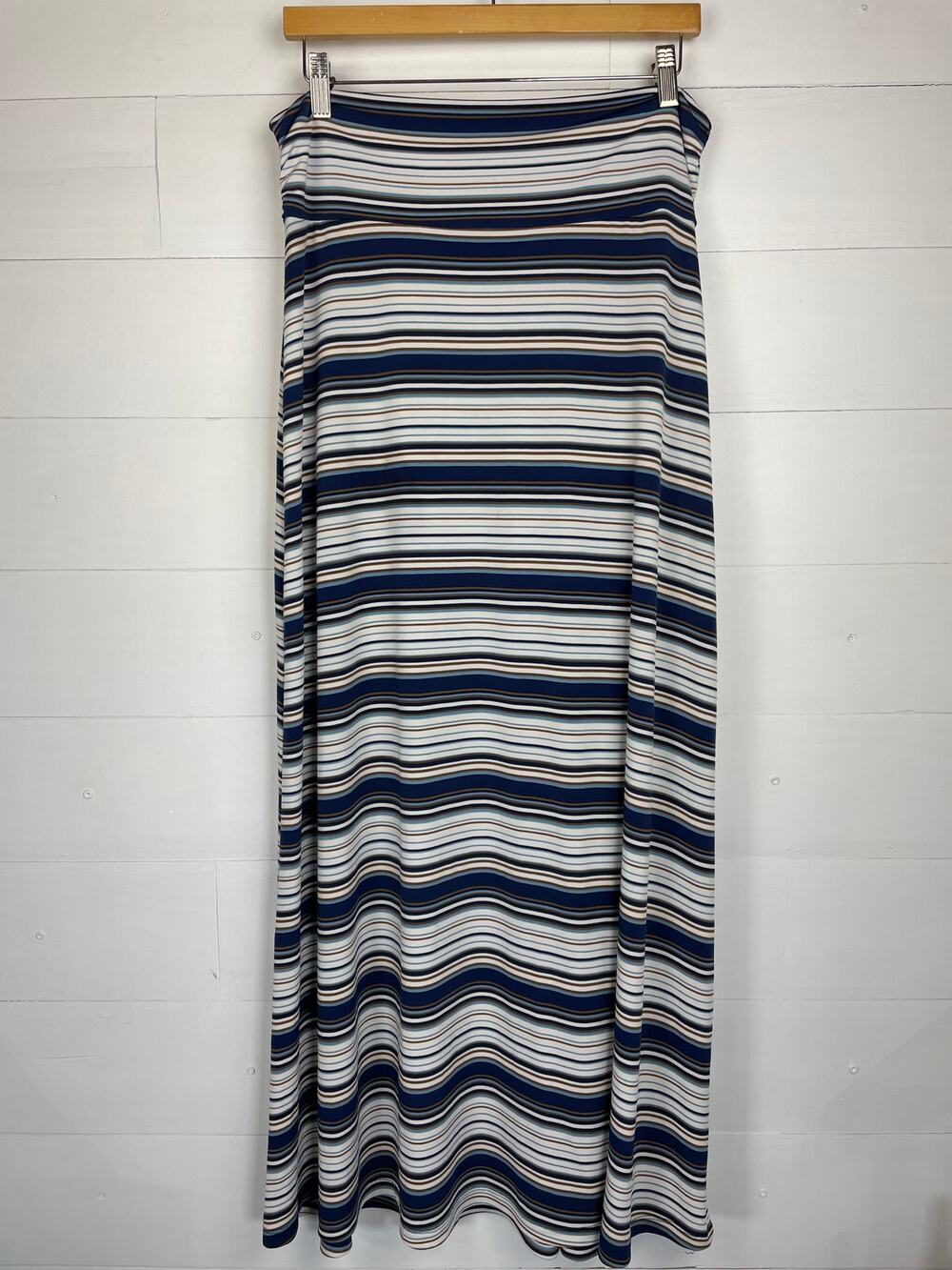 Gilli Multi-Stripe Knit Maxi Skirt Blue Tan Navy Large Petite LP Stretch Boho